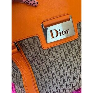 Beautiful vintage Dior Street Trotter Chic Collection large shoulder bag EUC 🧡